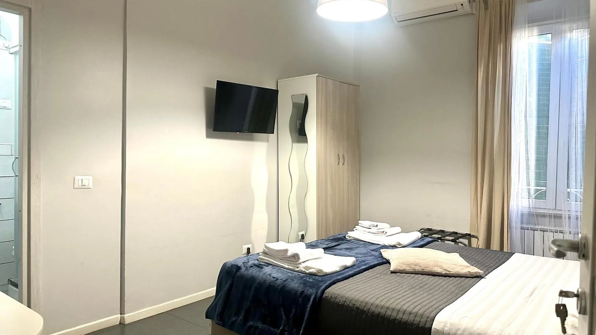 Le Due Civette Roma Bed and Breakfast 4*, Rom Italien
