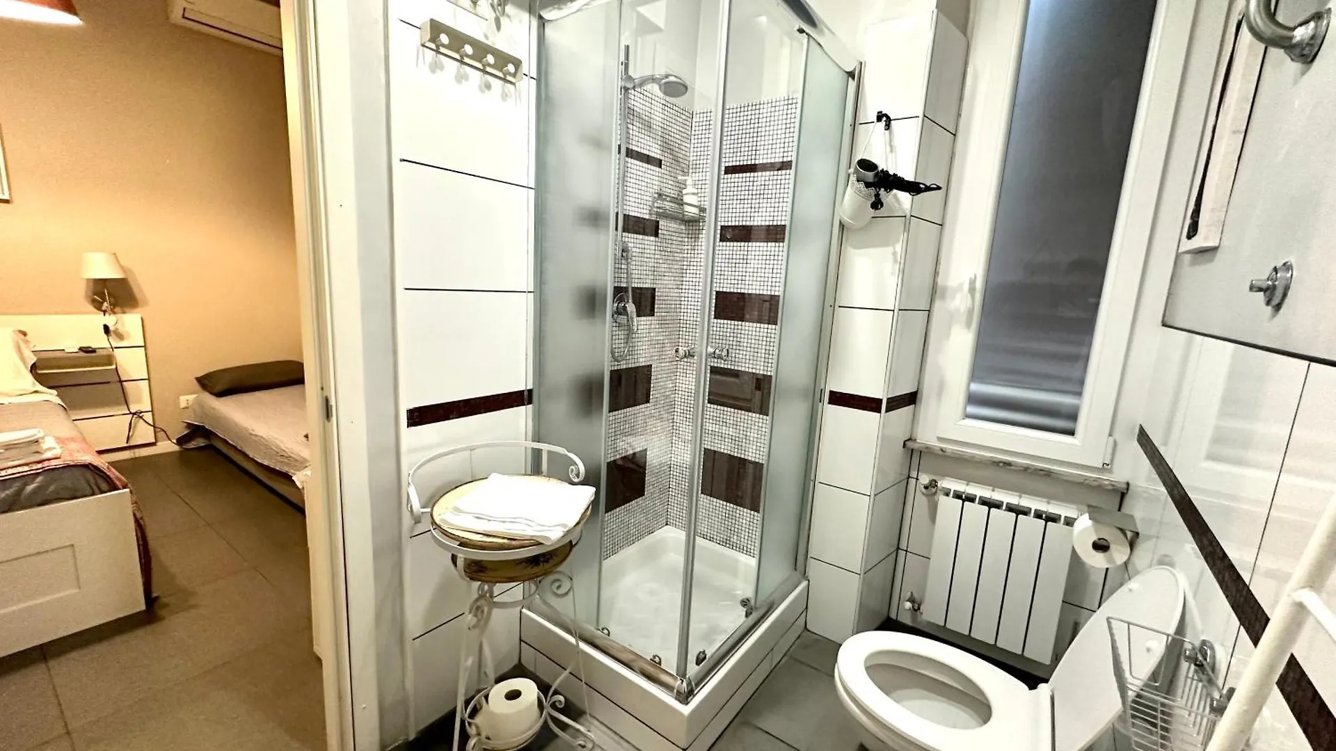 Bed And Breakfast Le Due Civette Rome Italy