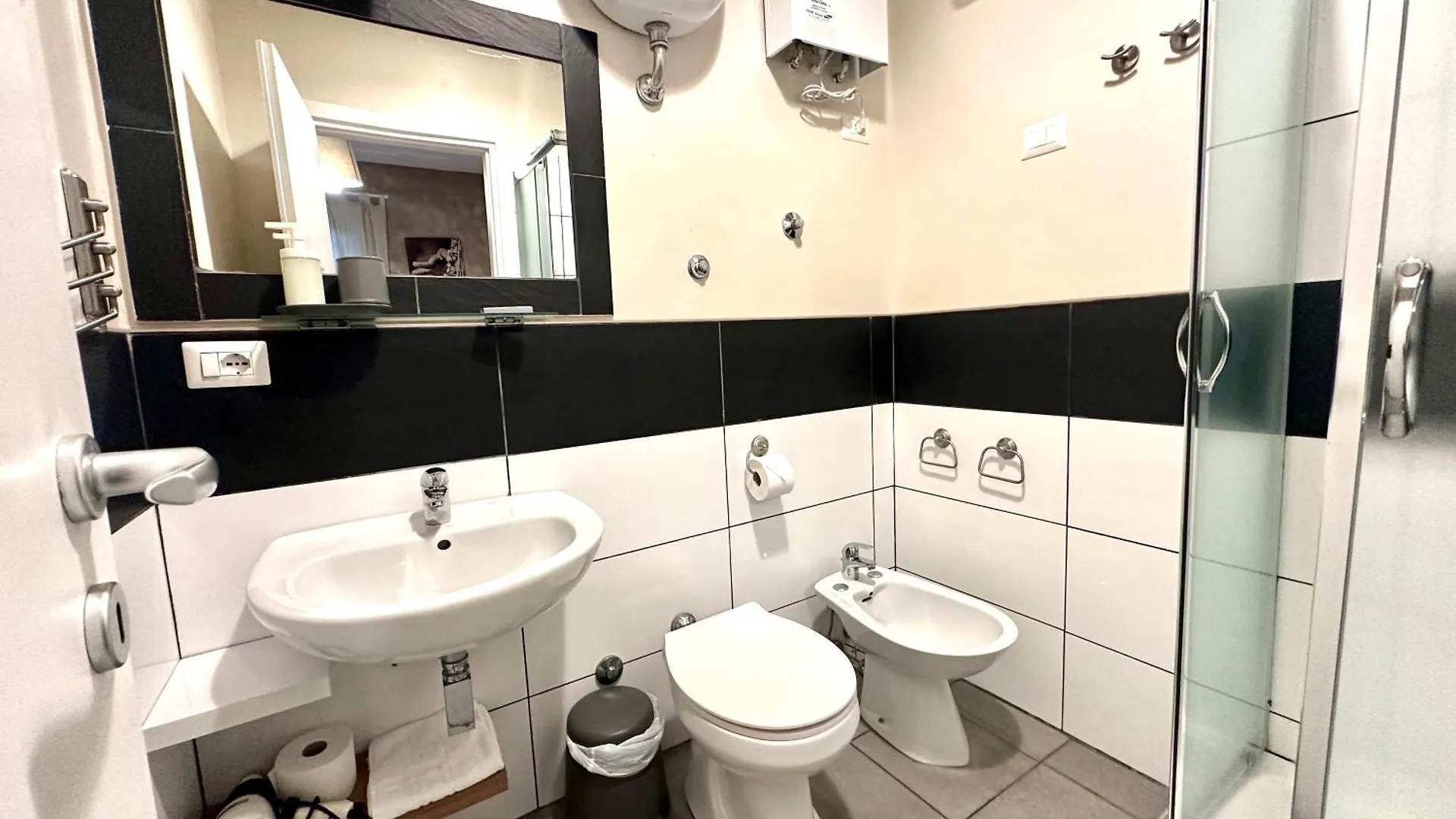 Nocleg ze śniadaniem Bed and Breakfast Le Due Civette Roma