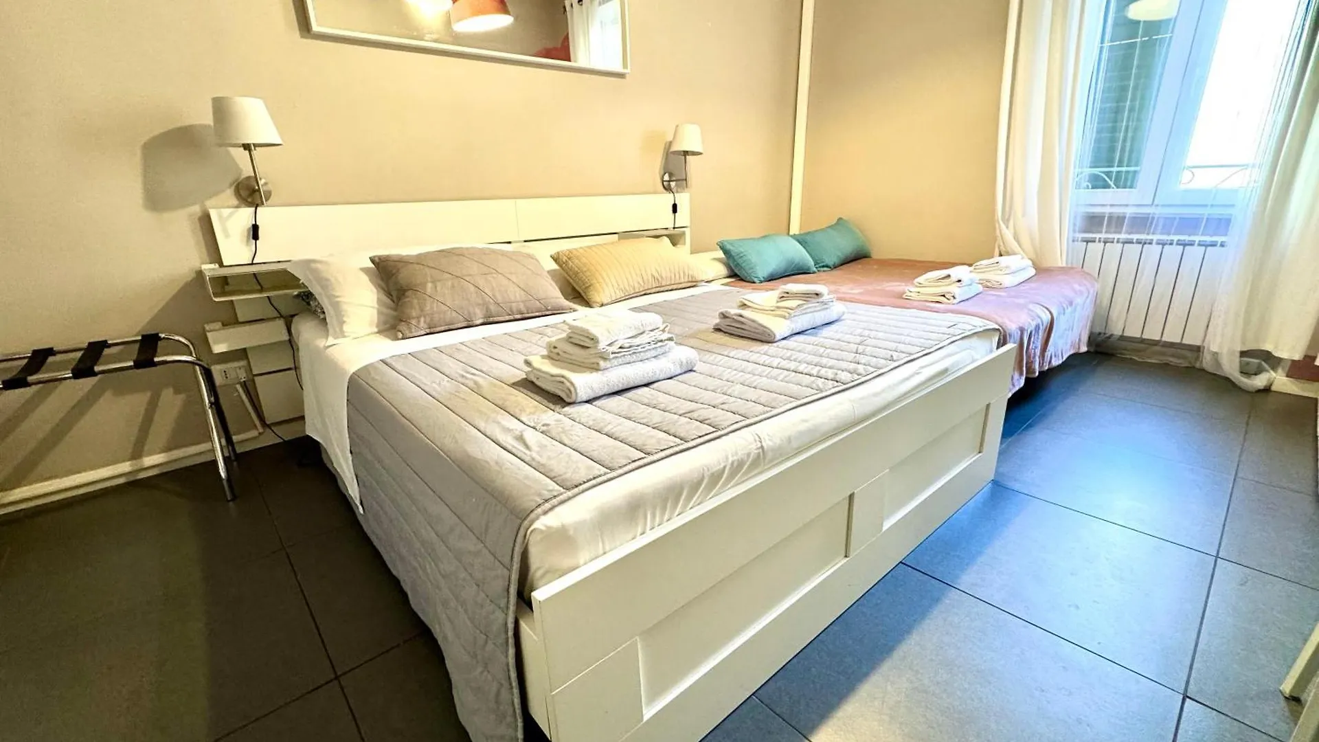**** Nocleg ze śniadaniem Bed and Breakfast Le Due Civette Roma Włochy